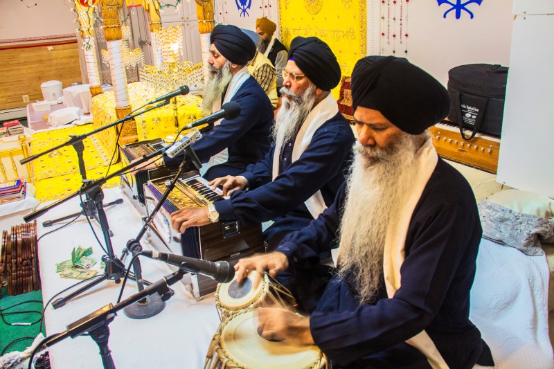 3 Sikh men putting on a fabulous show
