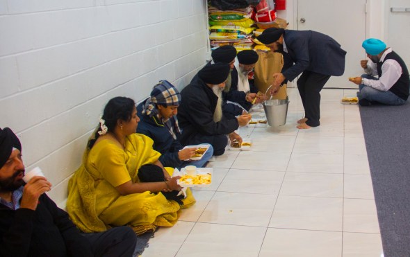 photo challenge: Community