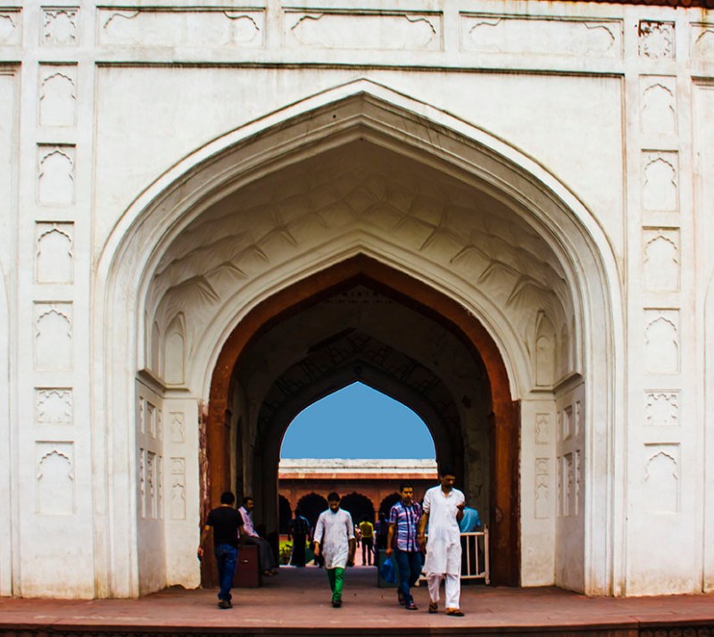 Red-Fort_Arcway exiting the fort