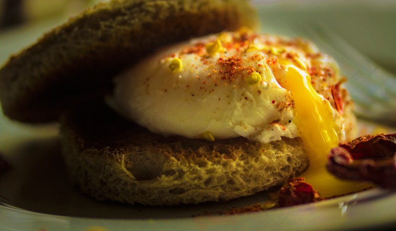 Poached eggs on toast