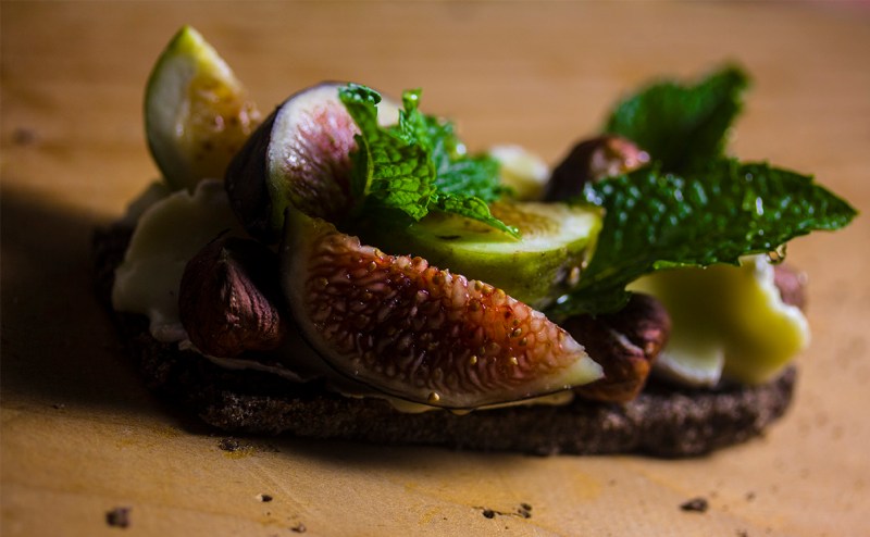 Figs brie and mint